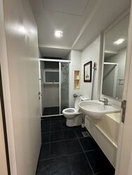 The Esparis (D18), Condominium #622247231